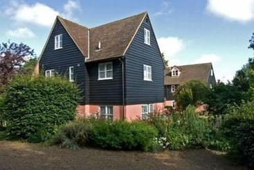 پانسیون The Cottage Guest House