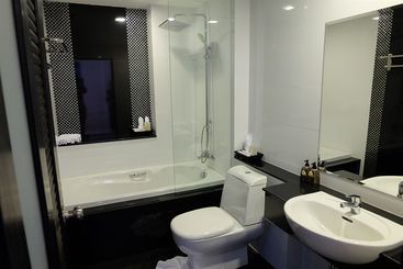 Phuket Seaview Resotel