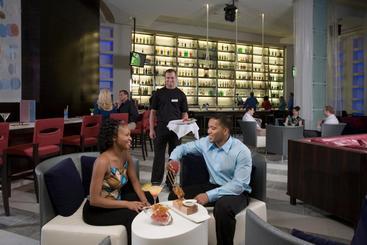 استراحتگاه Le Merigot At Tropicana