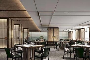 هتل Hilton Zhuhai