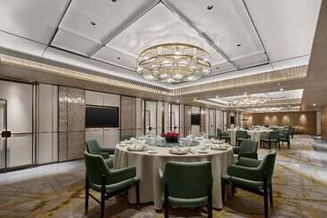 هتل Hilton Zhuhai