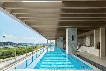 هتل Hilton Zhuhai