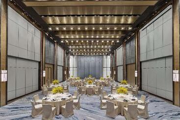 هتل Hilton Zhuhai