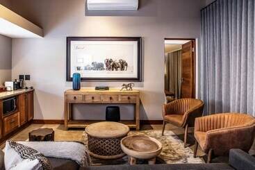 هتل Ingwe Lodge