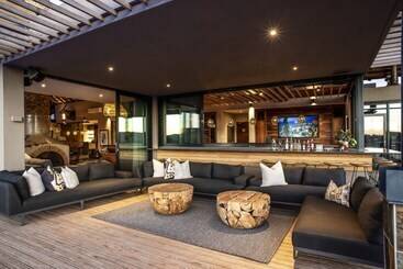هتل Ingwe Lodge