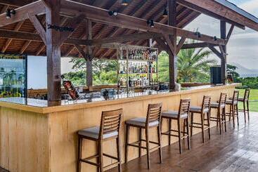 هتل Ramada By Wyndham St Kitts Resort