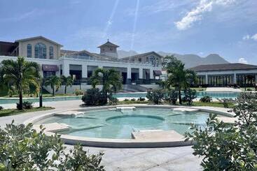 هتل Ramada By Wyndham St Kitts Resort