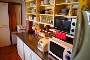 هاستل Jhoppers Hiroshima Guesthouse