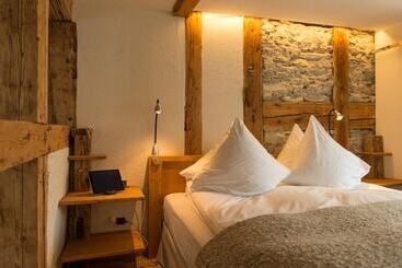 Boutique Hotel The River House