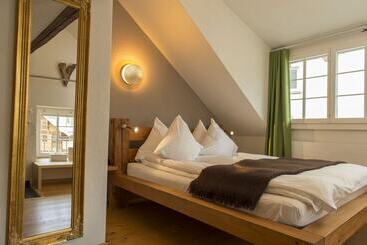 Boutique Hotel The River House