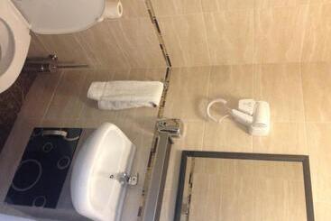 هتل Heathrow Inn