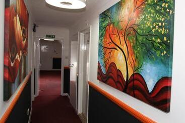 هتل Heathrow Inn