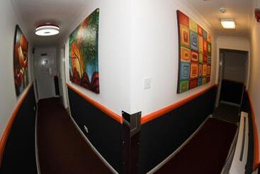 هتل Heathrow Inn