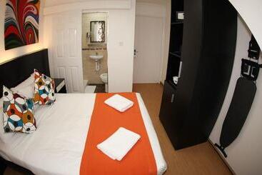 هتل Heathrow Inn