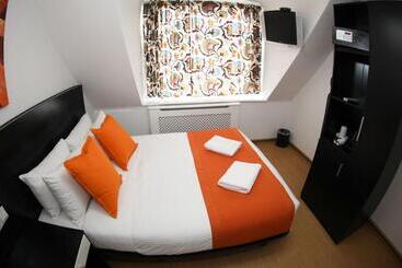 هتل Heathrow Inn