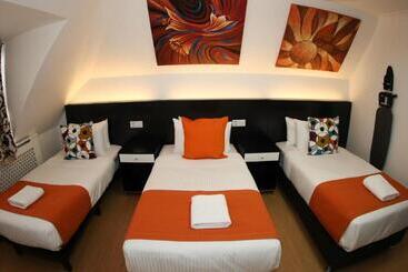 هتل Heathrow Inn