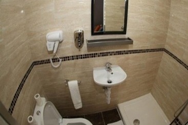 هتل Heathrow Inn