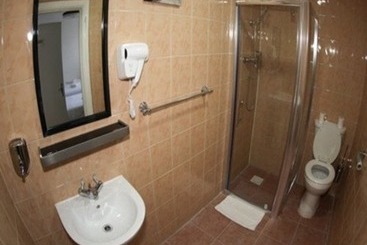 هتل Heathrow Inn