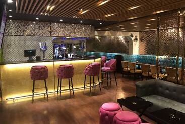 هتل Heathrow Inn