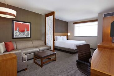 هتل Hyatt Place Bloomington Indiana