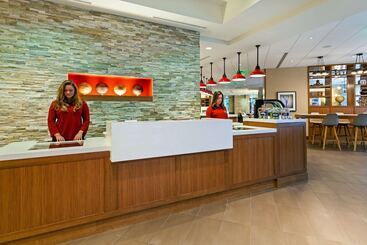 هتل Hyatt Place Bloomington Indiana