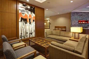 هتل Hyatt Place Bloomington Indiana