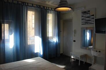 هتل Locanda Re Ruggero