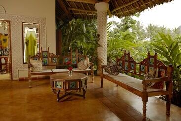 هتل Neptune Palm Beach Boutique Resort & Spa   All Inclusive