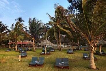 هتل Neptune Palm Beach Boutique Resort & Spa   All Inclusive