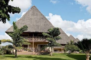هتل Neptune Palm Beach Boutique Resort & Spa   All Inclusive