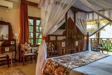 هتل Neptune Palm Beach Boutique Resort & Spa   All Inclusive