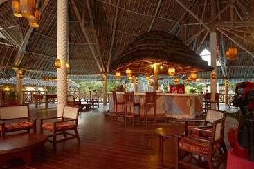 هتل Neptune Palm Beach Boutique Resort & Spa   All Inclusive