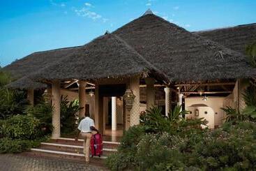 هتل Neptune Palm Beach Boutique Resort & Spa   All Inclusive