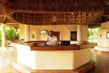 هتل Neptune Palm Beach Boutique Resort & Spa   All Inclusive