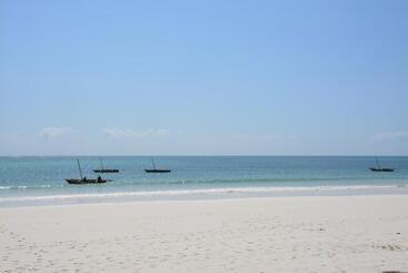 هتل Neptune Palm Beach Boutique Resort & Spa   All Inclusive
