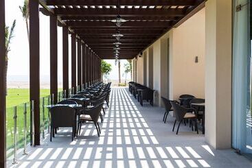 Park Inn By Radisson Hotel And Residence Duqm