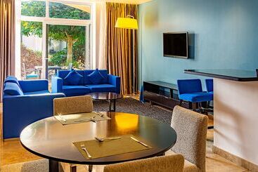 Park Inn By Radisson Hotel And Residence Duqm