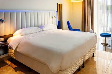 Park Inn By Radisson Hotel And Residence Duqm