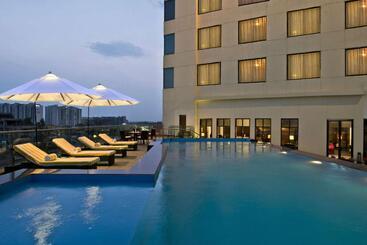 هتل Park Plaza Chandigarh Zirakpur