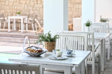 هتل Skyros Ammos