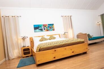 هتل The Place Resort At Tokeh Beach