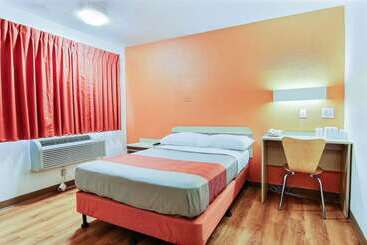 Motel 6 Kingsville, Tx
