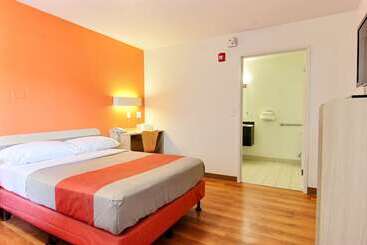 Motel 6 Kingsville, Tx