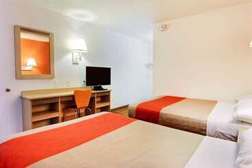 Motel 6 Kingsville, Tx