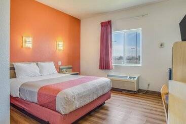 Motel 6 Lemoore, Ca