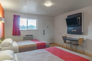 Motel 6 Riverton Wy