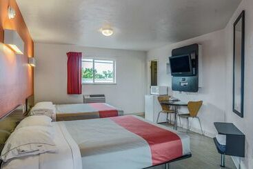 Motel 6 Riverton Wy