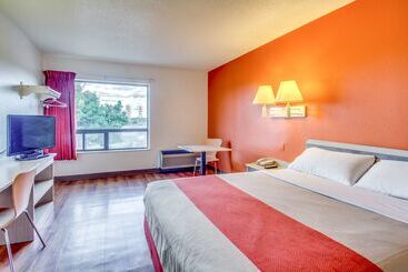 Motel 6amherst, Ny  Buffalo