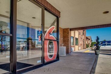Motel 6amherst, Ny  Buffalo