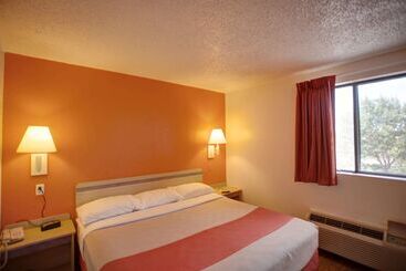 Motel 6council Bluffs, Ia  Omaha East
